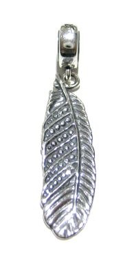 FEATHER CHARM OX - CH7841